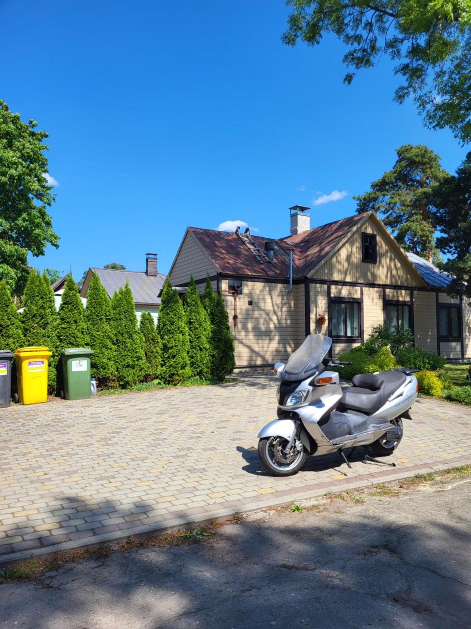 Appartamento Sunnyhouse Jūrkalne Esterno foto