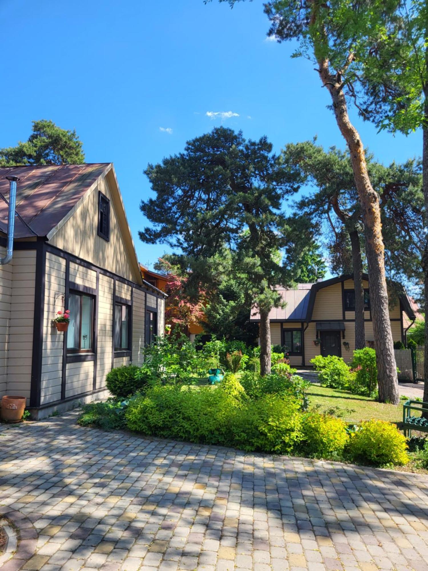 Appartamento Sunnyhouse Jūrkalne Esterno foto